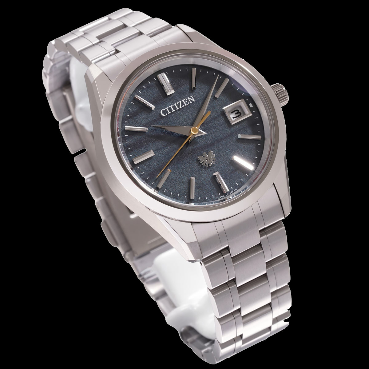 AQ4100-65L :左斜めからの写真