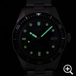 01 733 7720 4055-07 8 21 18のルミネセンス