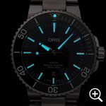 01 733 7730 4135-07 8 24 05pebのルミネセンス