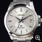 グランドセイコー SBGA079 スプリングドライブ メンズ腕時計 正面のアングル