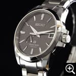 グランドセイコー SBGA081 スプリングドライブ メンズ腕時計 右斜めからのアングル