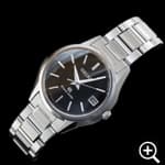 SBGV015 グランドセイコー クォーツ メンズ腕時計の右斜めからのアングル