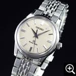 SBGW035 グランドセイコー 手巻き メンズ腕時計の右斜めからのアングル