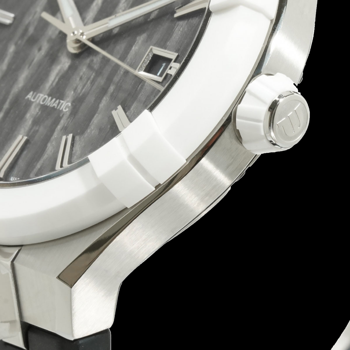 モーリスラクロア アイコニック オートマチック AC6008-SSL70-330-2 リューズのクローズアップ