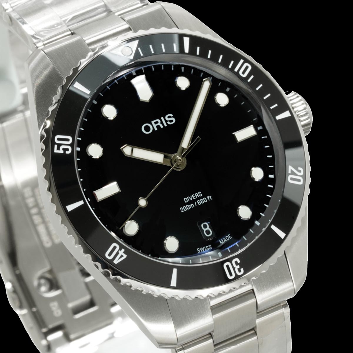 01 733 7795 4054-set ブラックダイヤルのクローズアップ