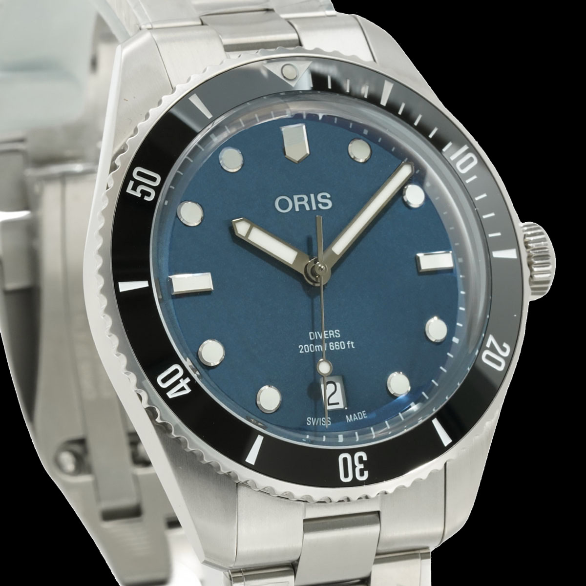 01 733 7795 4055-set ブルーダイヤルのクローズアップ