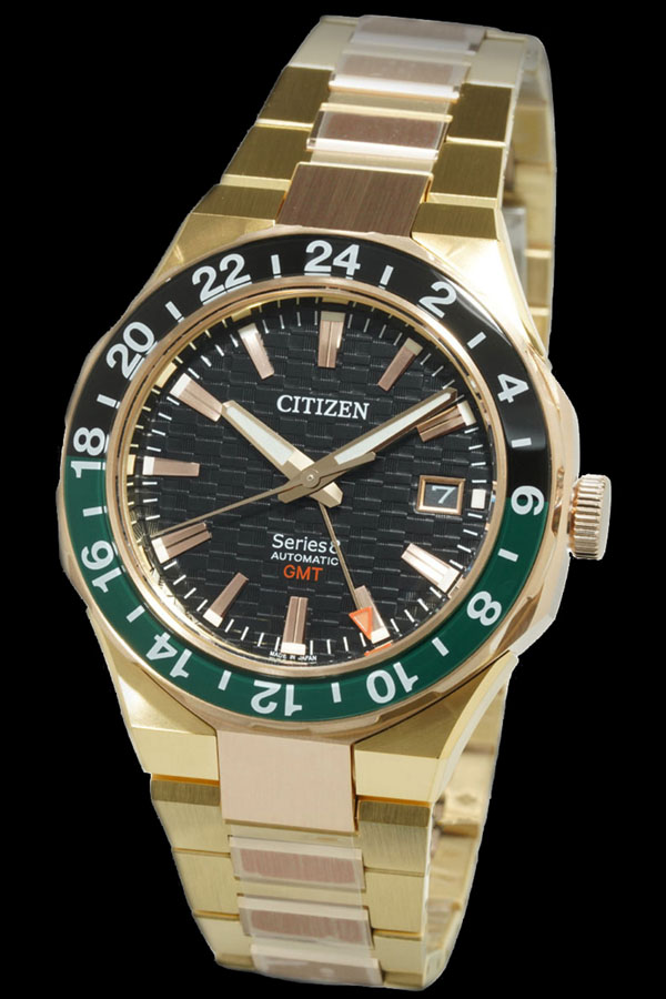 シチズン シリーズエイト NB6033-51E オートマチックGMT メンズウォッチ,ステンレススティール+めっき(イエローゴールド色・ウォームゴールド色)ケース,ブラックの市松模様文字板,ステンレススティール+めっき(イエローゴールド色・ウォームゴールド色)のトリプルリンクバンド