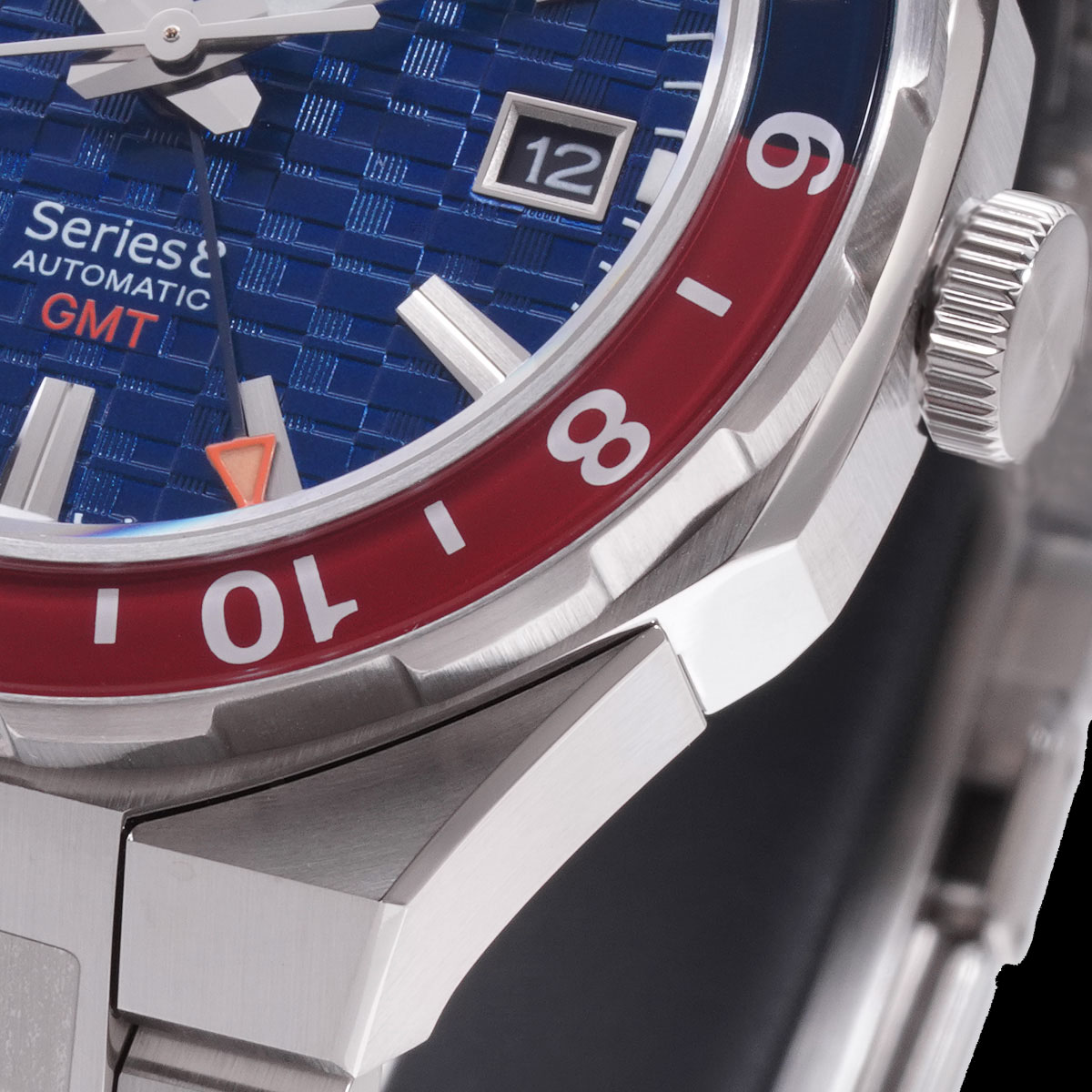 シチズン シリーズエイト NB6030-59L ラグのクローズアップ